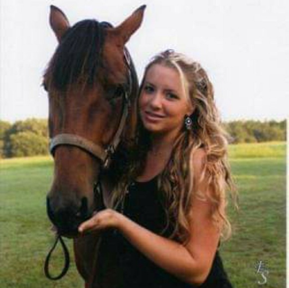 Meet the Posher Other - Meet your Posher, Kailee
